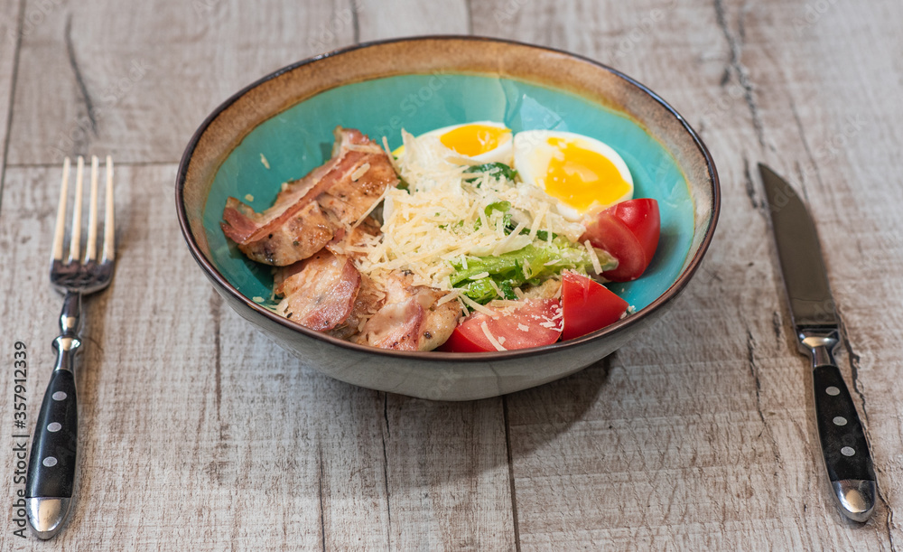 Caesar Salad with Bacon and Chicken Fillet Caesar Salad with Bacon and Chicken Fillet