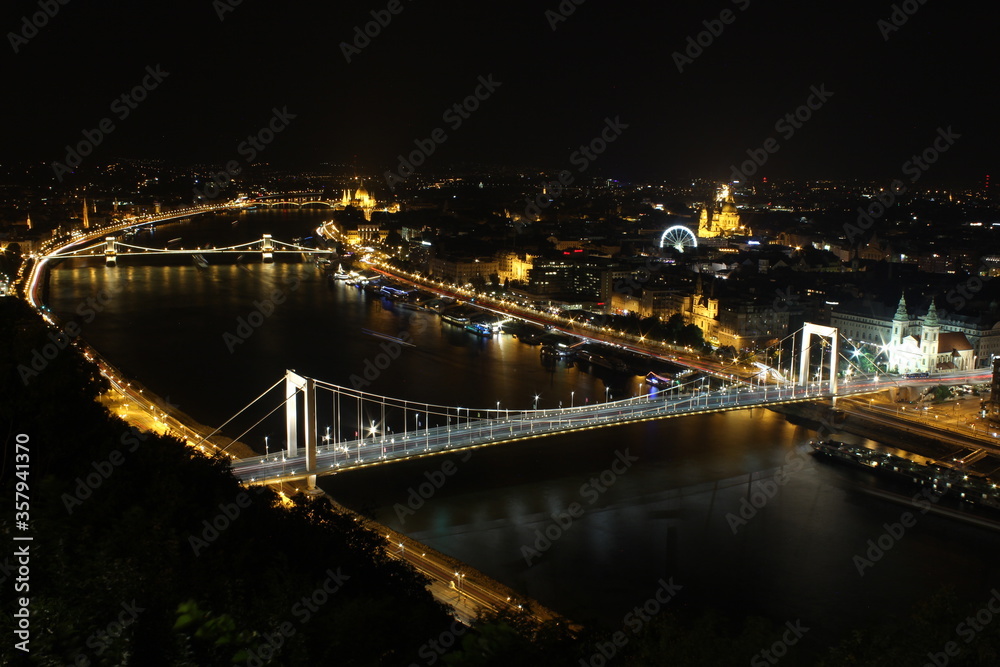 Fototapeta premium Budapest by night