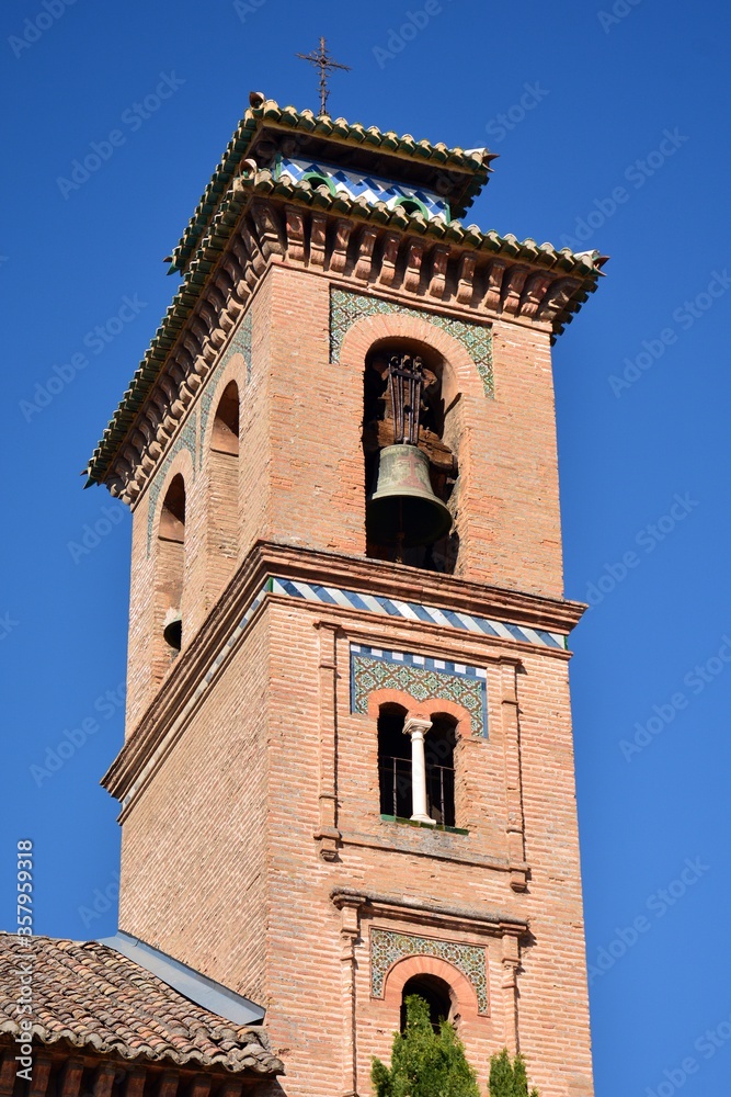 torre de la Iglesia de Santa Ana en  Granada, Andalucía, España.