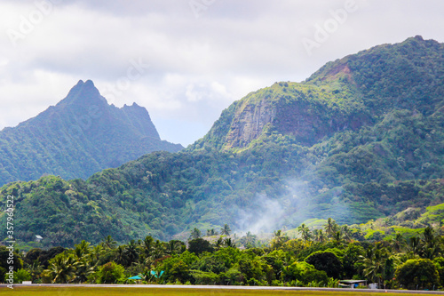 Rarotonga beautiful green tropical mountains  rainforests  scenery  landscapes  Cook islands  Pacific islands