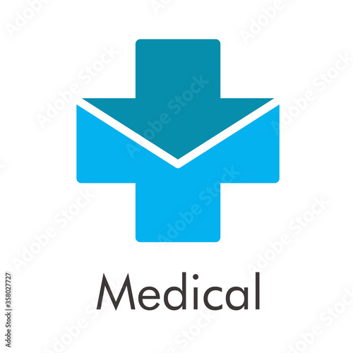 Concepto asistencia sanitaria. Logo Medical con flecha en cruz de color azul