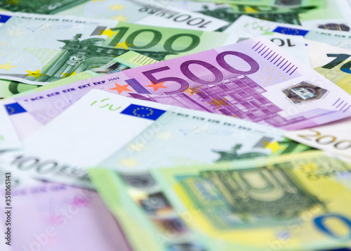 Currency of the European Union of different denominations