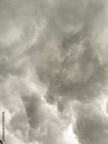 Perturbazione - Nuvole grigie