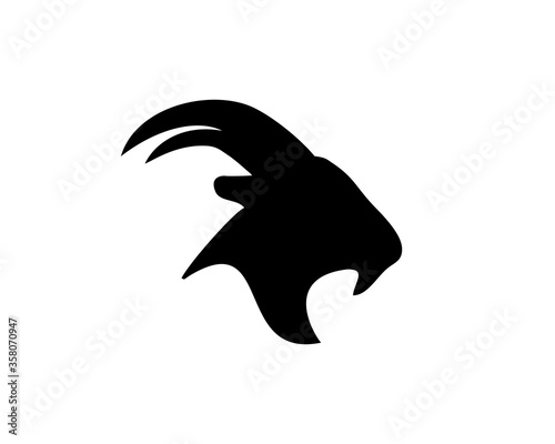 goat head silhouette vector