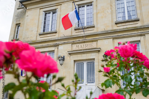 batiment mairie commune photo