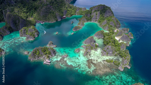 Photos The drone looks at the Fam Islands from 500 meters high