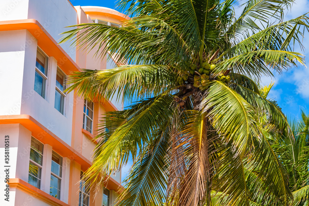 Fototapeta premium Beautiful Miami Beach Art Deco Cityscape