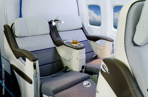 Seat rows in an airplane cabin © Aureliy