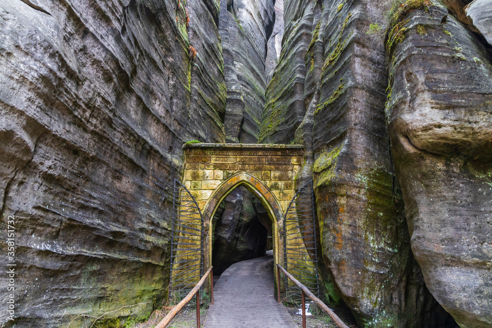 Naklejka premium Teplice Adrspach Rocks, Eastern Bohemia, Czech Republic