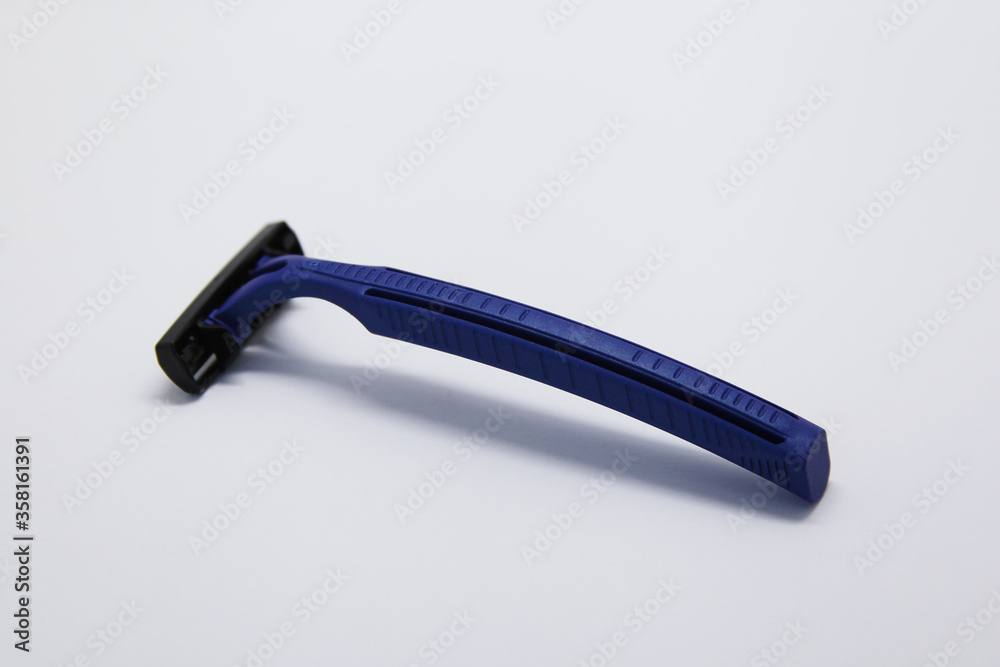 Shaver is an instrument used to remove facial hair, while protecting the skin. Blades eliminate the possibility of serious injury, making them more tolerant than a razor Shaver is an instrument used to remove facial hair, while protecting the skin. Blades eliminate the possibility of serious injury, making them more tolerant than a razor