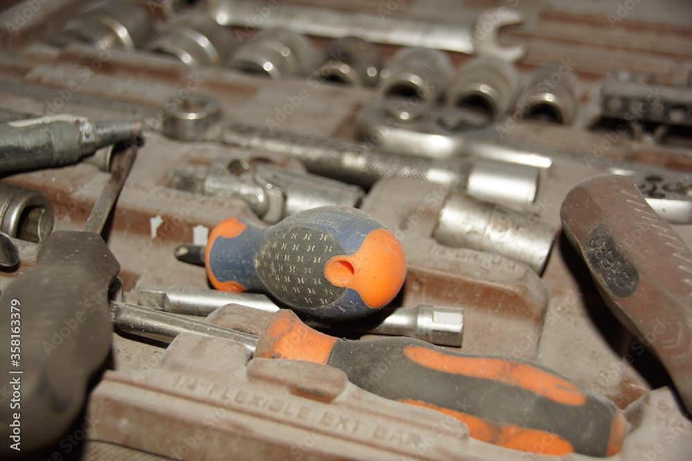 Fototapeta premium hammer and anvil