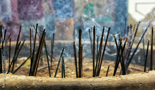incense sticks © Dinuka