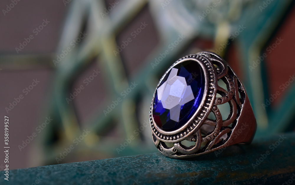 Gem and Jewelry
Is a beautiful wedding ring
Gem and Jewelry
Is a beautiful wedding ring