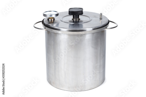 Photo metal smokehouse pot on white background