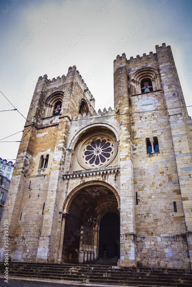 large cathedral with two towers. The main entrance. Cathedral in Lisbon