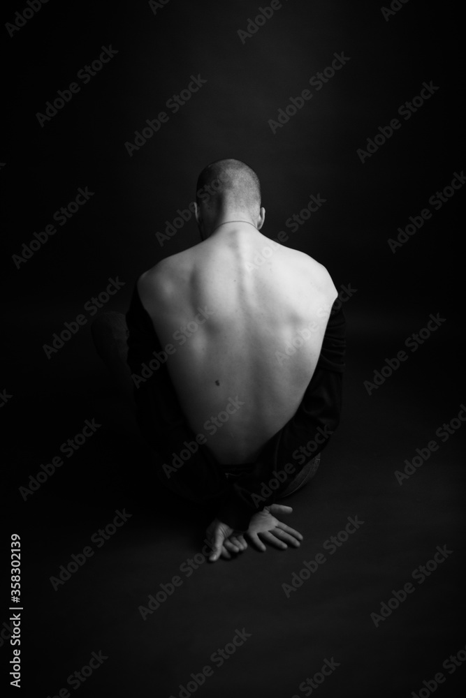 Details of body black and white portrait of man, fashion and art studio portrait of man
Details of body black and white portrait of man, fashion and art studio portrait of man