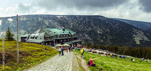 Fototapeta Naklejka Na Ścianę i Meble -  Mountain shelter - Strzecha Akademicka in Karkonosze Karpacz