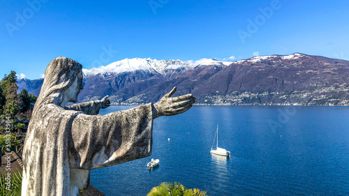 Blick über den Lago Maggiore, Italien