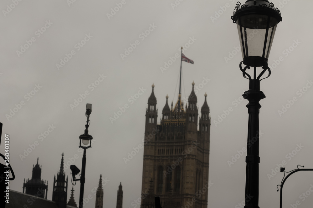 Fototapeta premium London England, UK. May 07 2020. Rainy streets. Westminster Palace