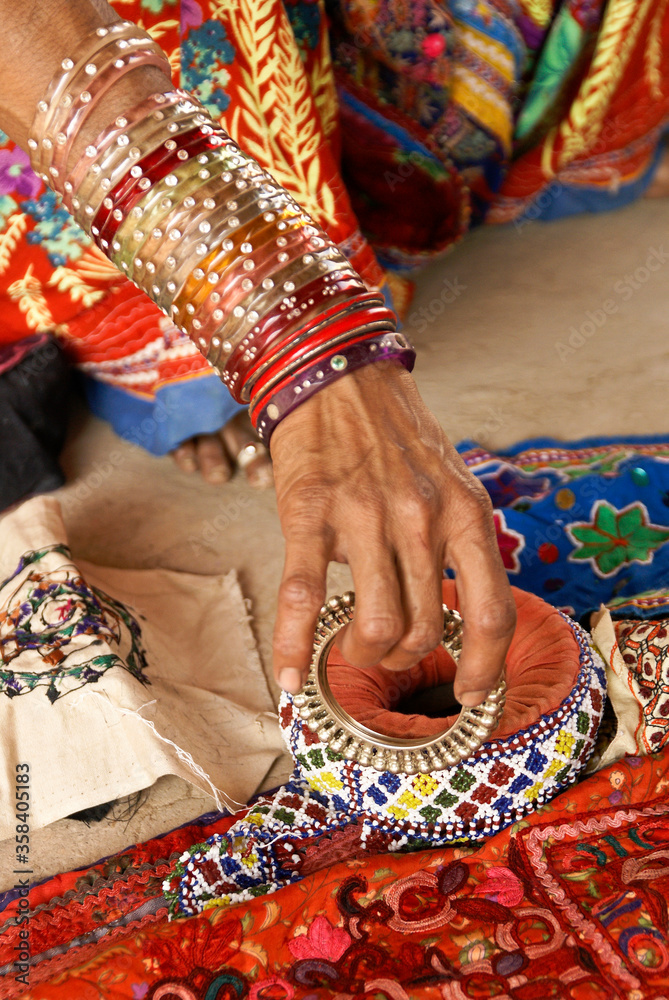 Meghwal Harijan handicrafts for sale in Ludia, Gujarat, India