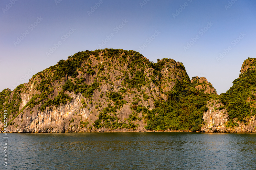 Fototapeta premium It's Halong rocks in VIetnam. UNESCO World Heritage
