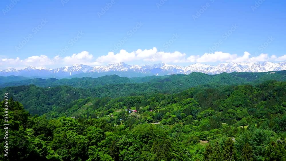 【長野県】北アルプス大パノラマと新緑の山村 小川村 【長野県】北アルプス大パノラマと新緑の山村 小川村