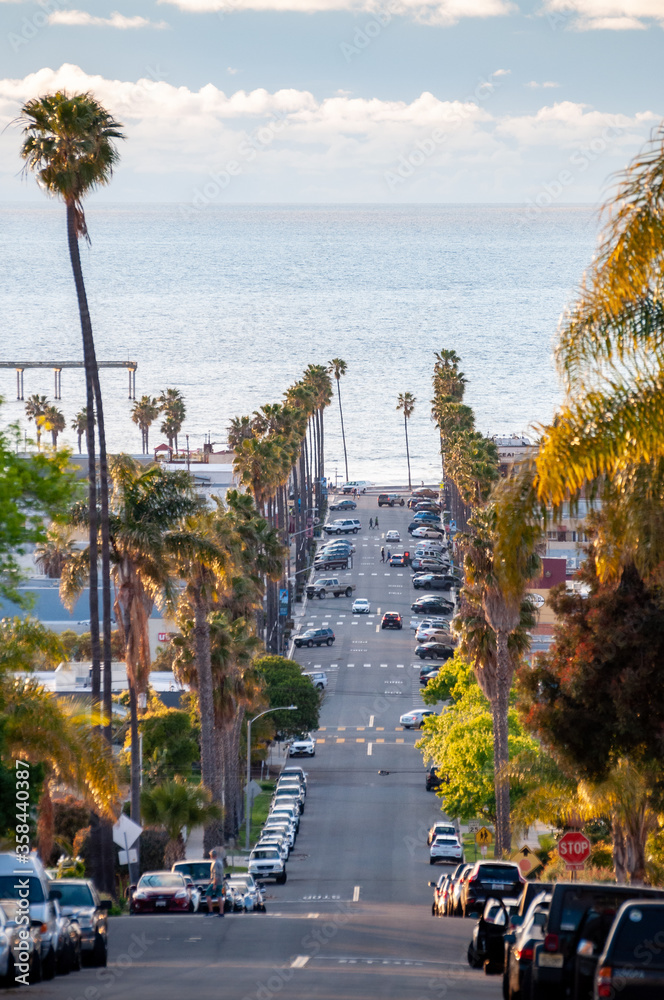 Obraz premium Newport Avenue Ocean Beach