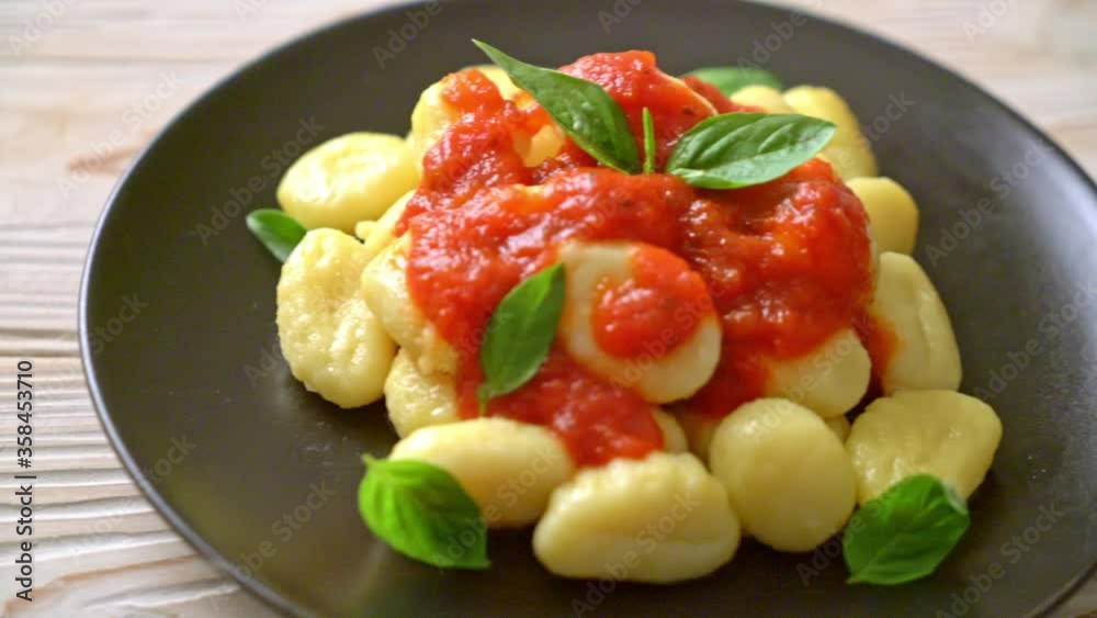 gnocchi in tomato sauce with cheese gnocchi in tomato sauce with cheese