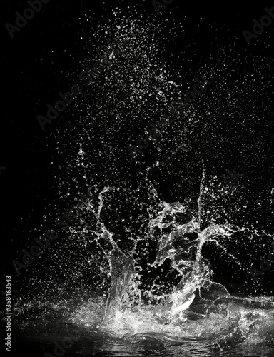 Photo water splash on black background