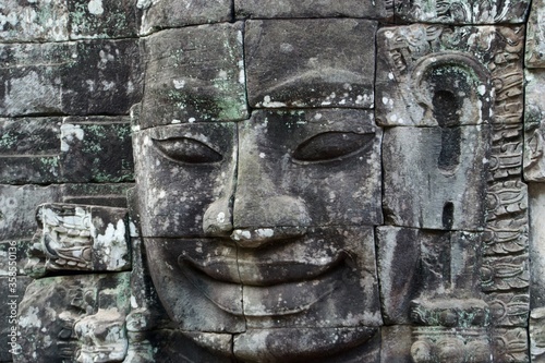 Cara de piedra templo Siem Reap photo