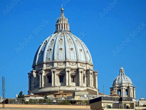 Canvas Print st Pietro dome, Vatican City