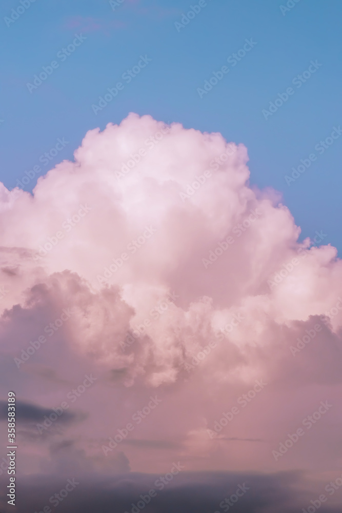 Fototapeta premium Aesthetic background pink clouds sky