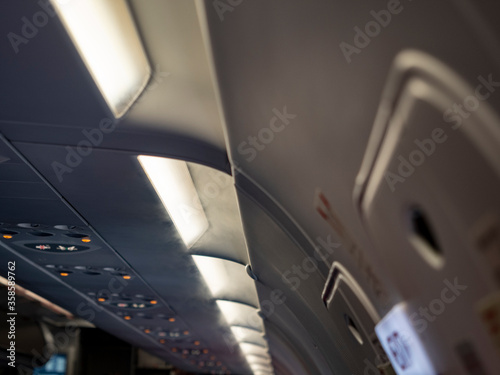 Aircraft cabin with vapor condensation due to differences of temperature. 