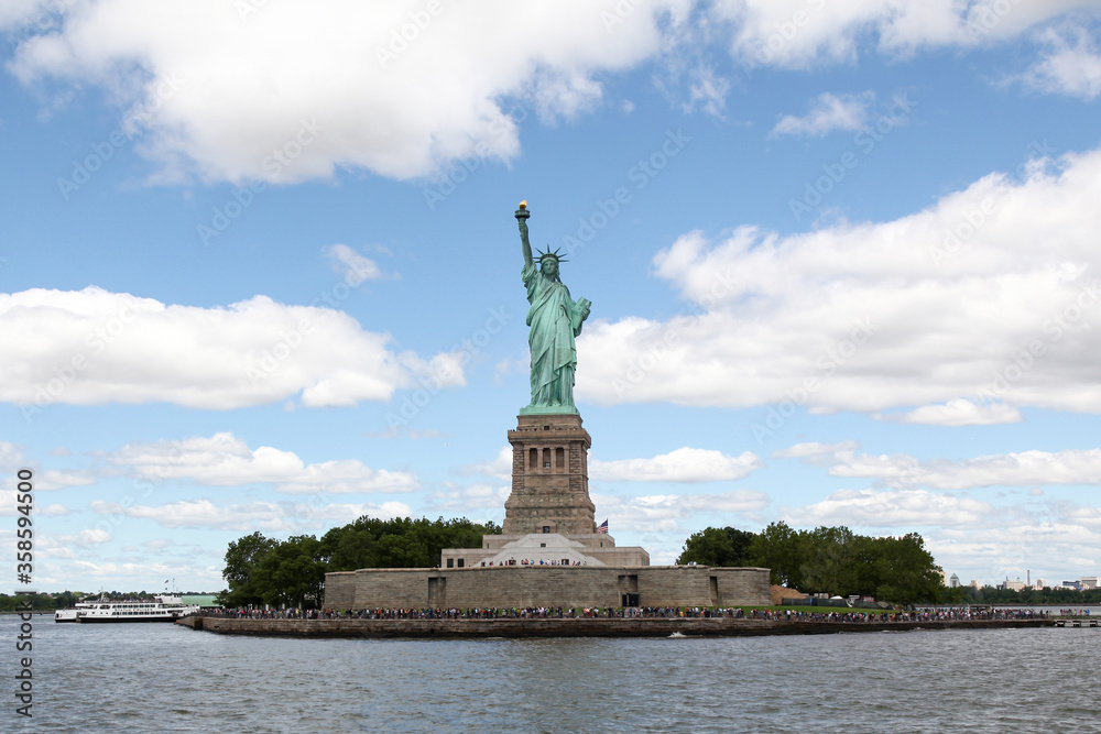  the Statue of liberty is famous  in New York ,USA.