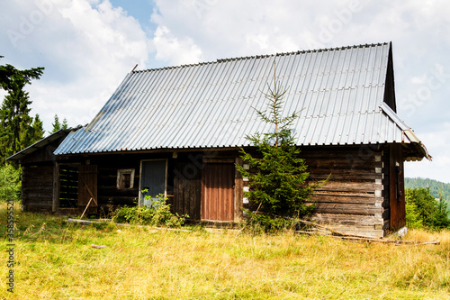 Fototapeta Naklejka Na Ścianę i Meble -  Shelter in Beskid Zywiecki Mountains, Poland