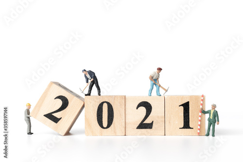 Wallpaper Mural Miniature Worker team create wooden block number 2021 Torontodigital.ca