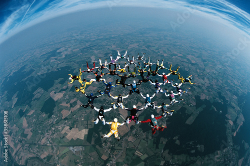 Obraz na plátně Skydivers in Formation