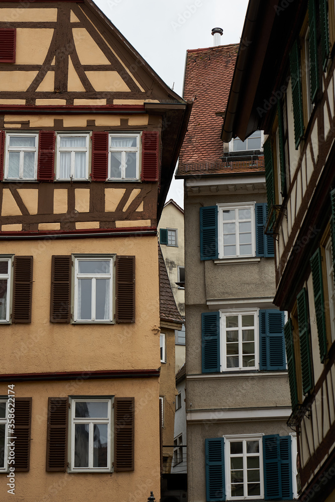 Verwinkelte Fachwerkhäuser in Tübingen Verwinkelte Fachwerkhäuser in Tübingen