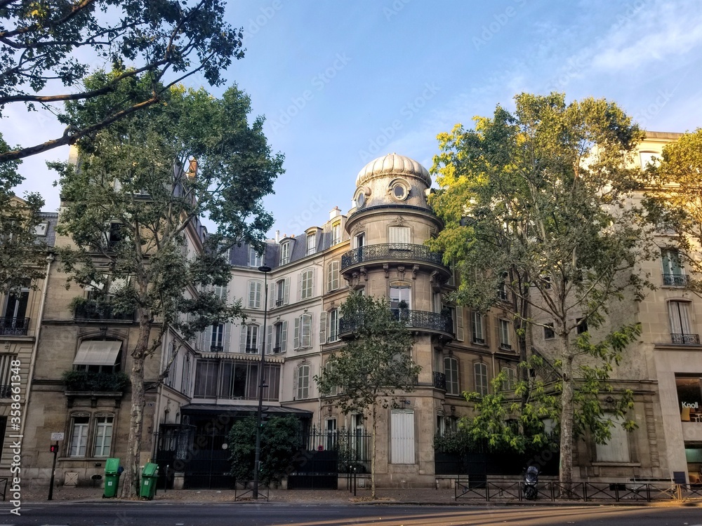 Rue de l'Universite, Paris