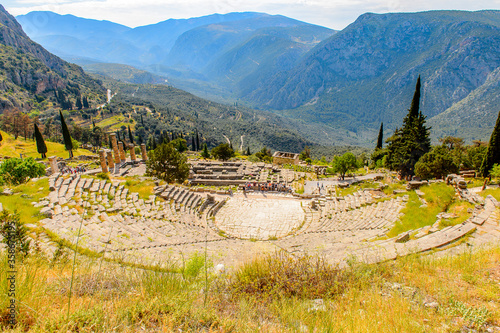 Obraz na płótnie It's Amphitheater in Delphi, an archaeological site in Greece, at the Mount Parnassus. Delphi is famous by the oracle at the sanctuary dedicated to Apollo. UNESCO World heritage w salonie