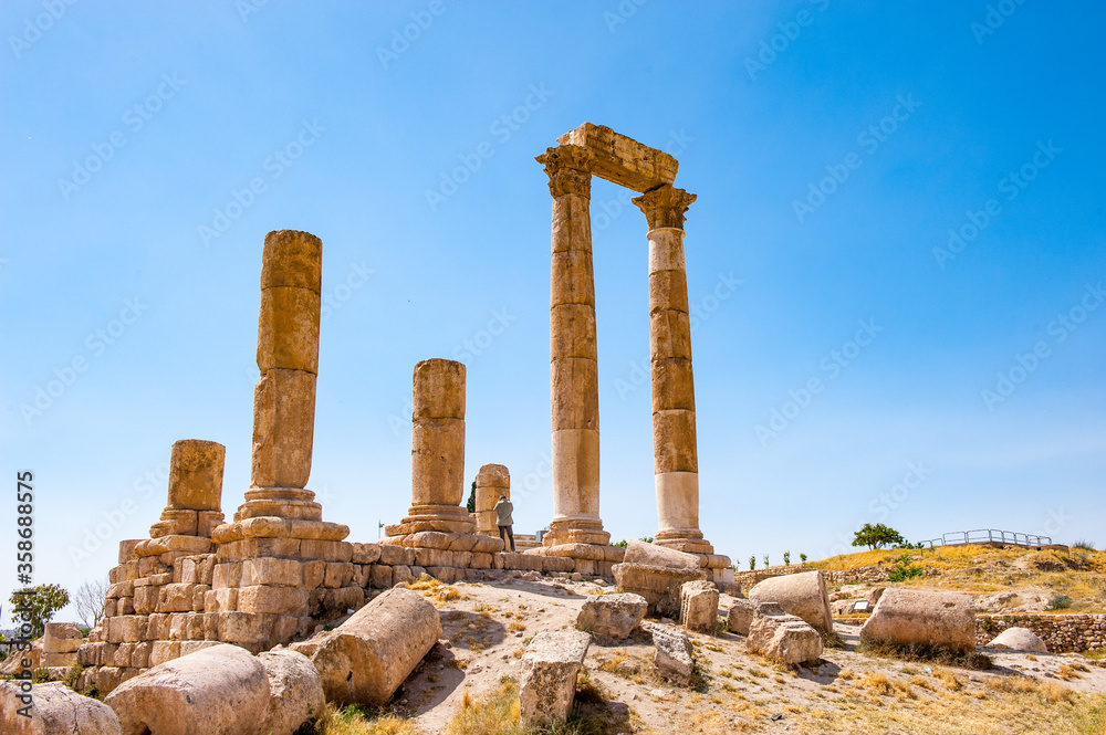 It's Temple of Hercules of the Amman Citadel complex (Jabal al-Qal'a), a national historic site at the center of downtown Amman, Jordan.