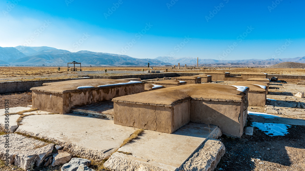 It's Gate House of the Ancient Persian city of Pasargad, Iran. UNESCO World Heritage It's Gate House of the Ancient Persian city of Pasargad, Iran. UNESCO World Heritage