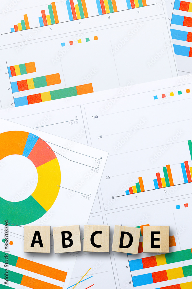 Obraz premium アルファベットとグラフ
