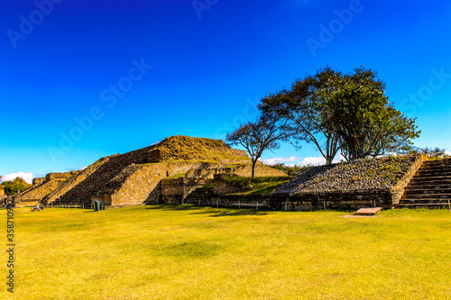 Obraz na płótnie Main Plaza, Monte Alban, a large pre-Columbian archaeological site, Santa Cruz Xoxocotlan Municipality, Oaxaca State