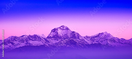 Dhaulagiri Range, Annapurna Range Sunrise from Poon Hill View Point, Ghorepani, Annapurna Conservation Area, Himalaya, Nepal, Asia © Al Carrera