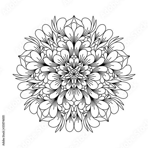 COLORING BOOK FOR ADULTS IN THE FORM OF A ROUND MANDALA