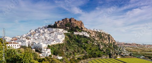 Vista de Salobreña con su castillo medieval en la provincia de Granada, Andalucía, España