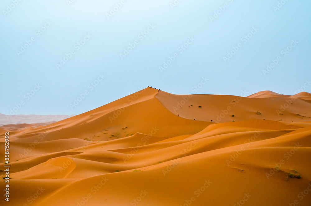 paisaje de dunas en el desierto en marruecos