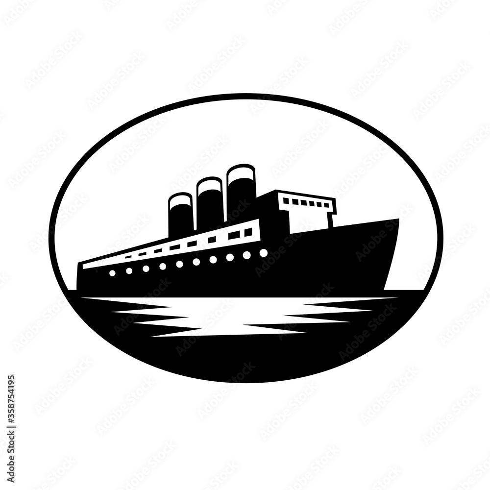 Obraz premium Vintage Passenger Boat or Ocean Liner Oval Retro Black and White