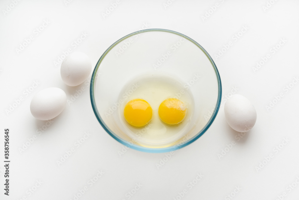 egg, egg yolk in a bowl, bowl, recipe, preparation egg, egg yolk in a bowl, bowl, recipe, preparation